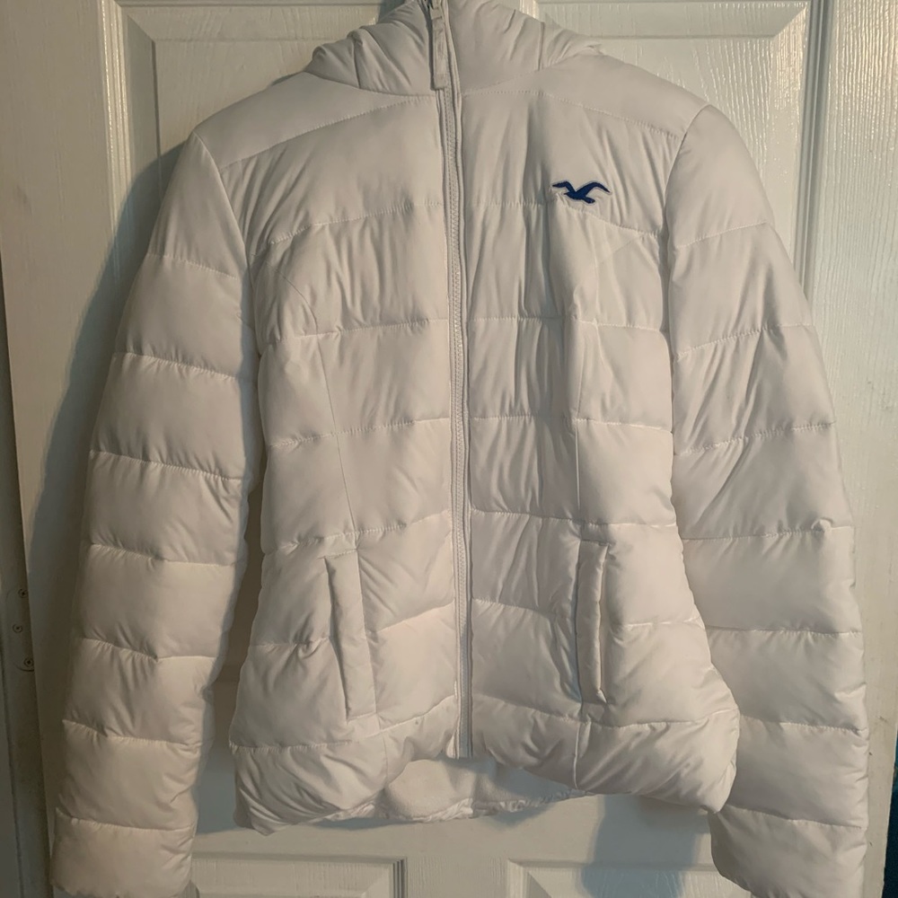 Hollister white puff snow jacket